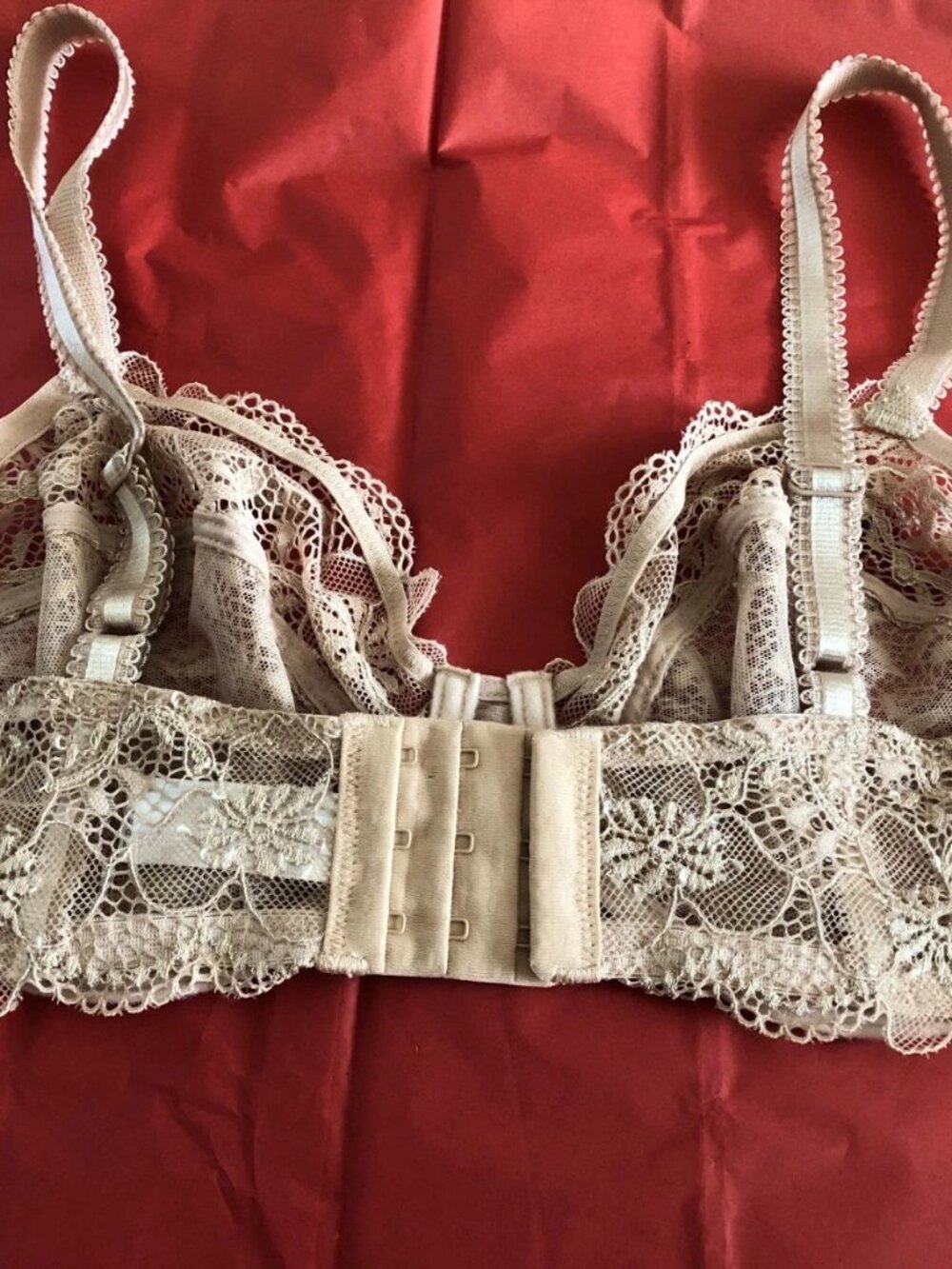 Wacoal Lucious Lace Unlined Underwire Bra 38D Beige Lace 65197